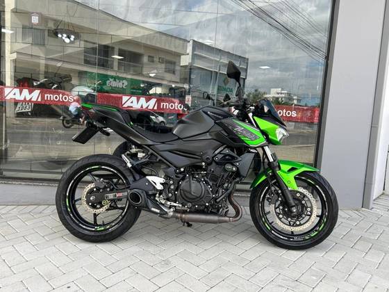 KAWASAKI Z400 